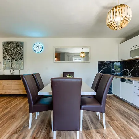 Luka * Donje Rastane