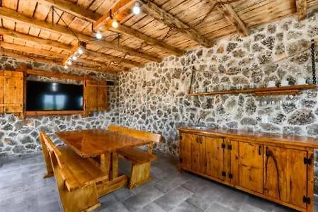 Luka Сasa de vacaciones Donje Rastane