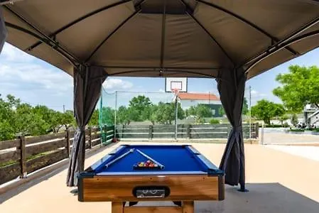 Luka Holiday home