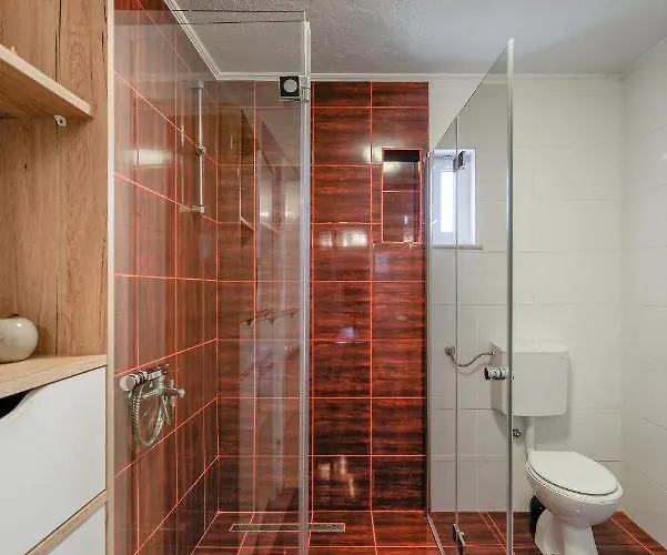 Ferienhaus Luka Donje Rastane