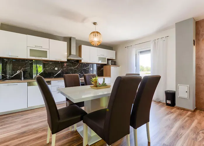 Luka Дом отдыха *